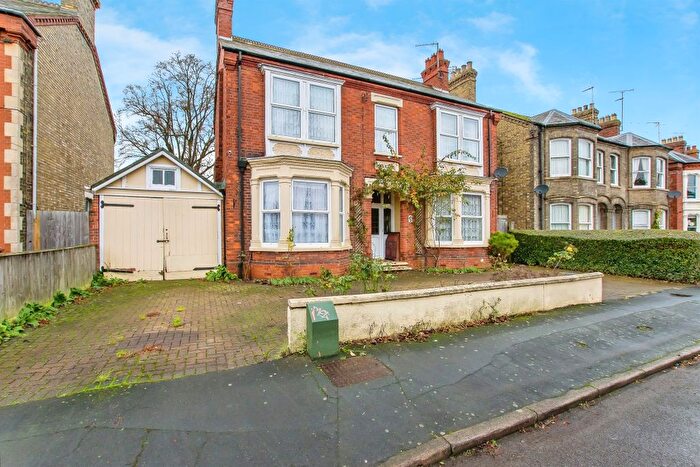 5 Bedroom Detached House For Sale In Bowthorpe Road, Wisbech, PE13