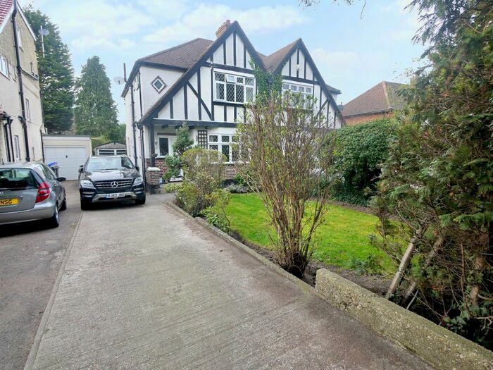 3 Bedroom Semi-Detached House To Rent In Moorfield Road, Denham, Uxbridge, UB9