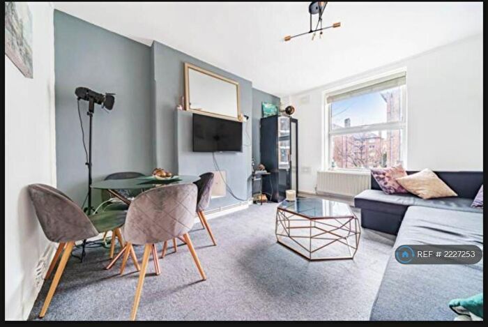 1 Bedroom Flat To Rent In Marnock House, London, SE17