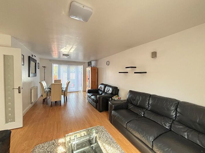 3 Bedroom Terraced House To Rent In Witchards, Basildon, SS16