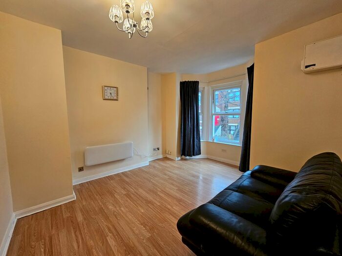 1 Bedroom Maisonette To Rent In Napier Road, Luton, LU1