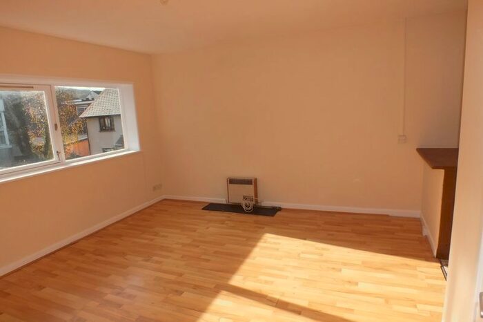 1 Bedroom Property To Rent In School Way, Okehampton, EX20