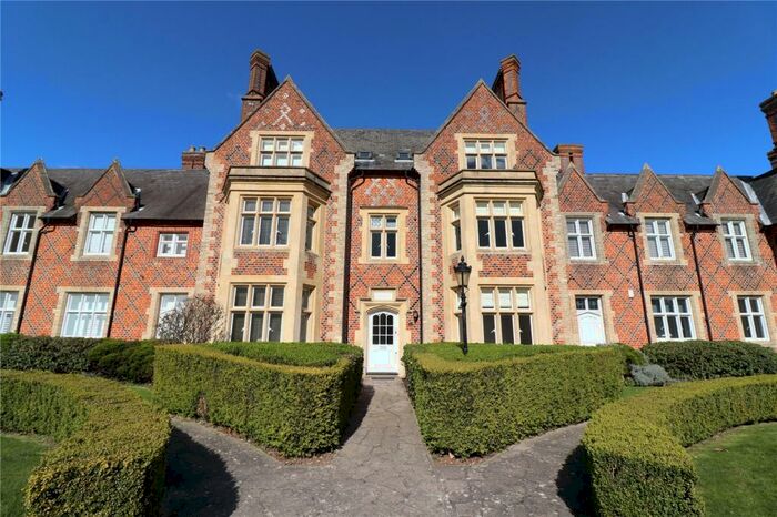 3 Bedroom Terraced House To Rent In Grey Lady Place, Billericay, CM11