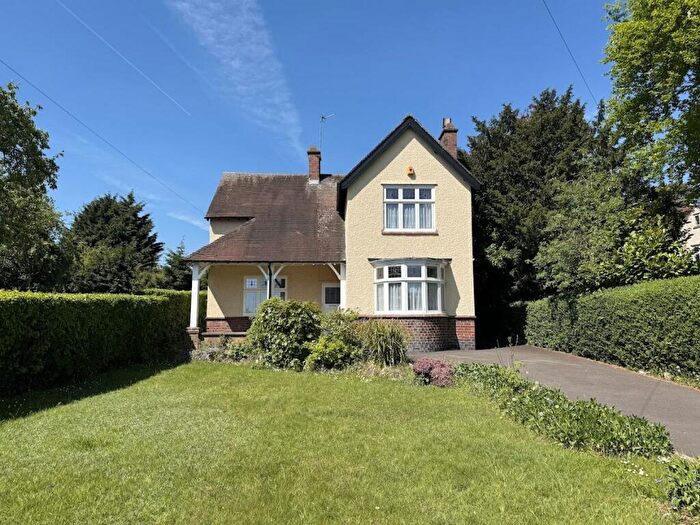 3 Bedroom Detached House For Sale In Burton Road, Littleover, Derby, DE23