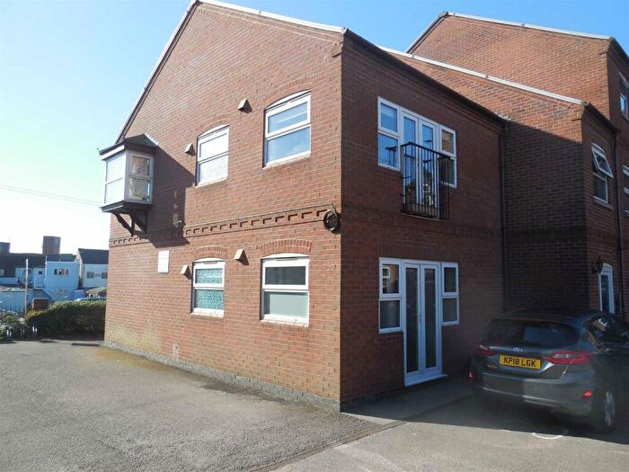 2 Bedroom Flat To Rent In Trinity Court, Hinckley, LE10