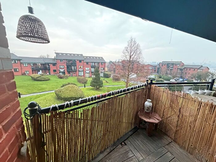2 Bedroom Flat To Rent In Priory Wharf, Birkenhead, CH41