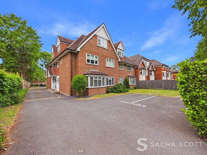 1 Bedroom Flat To Rent In Albion Road, Normanhurst Court, SM2