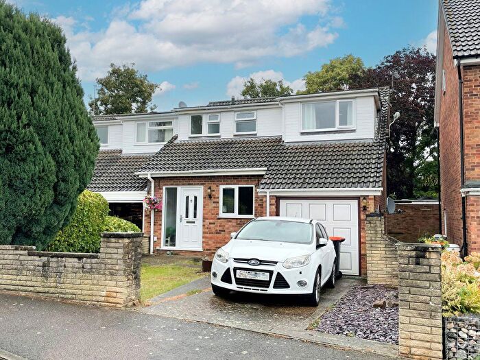 3 Bedroom Property To Rent In Ascot Drive, Leighton Buzzard, LU7