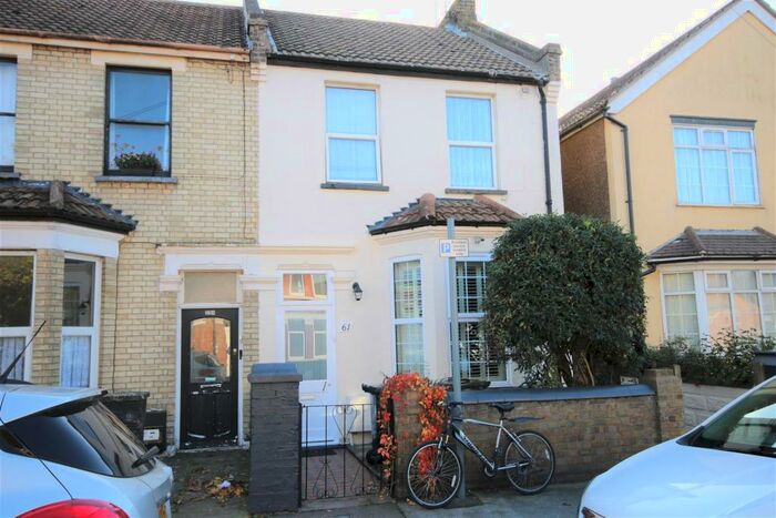 3 Bedroom Maisonette To Rent In St. Andrews Road, Clacton-On-Sea, CO15