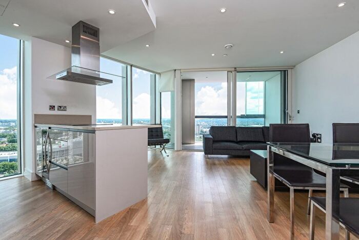 2 Bedroom Flat To Rent In Surrey Quays Road, Surrey Quays, London, SE16