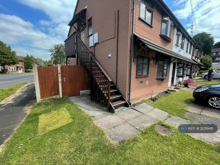 2 Bedroom Flat To Rent In Holly Walk, Northwich, CW8