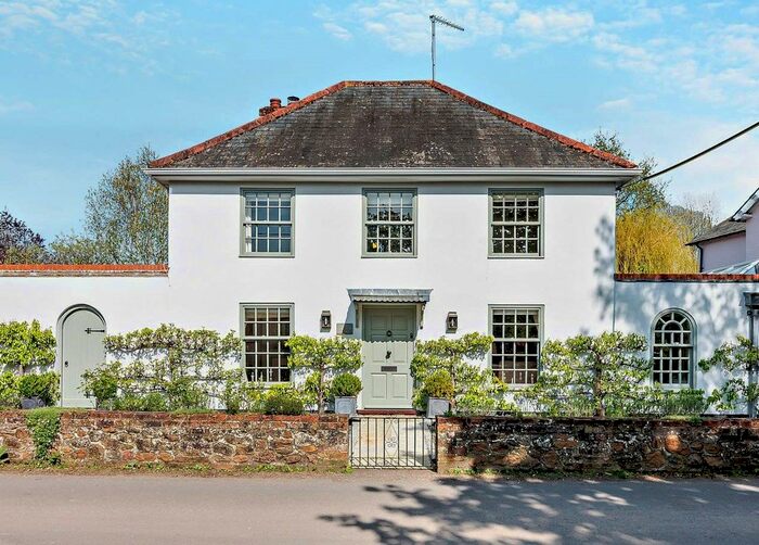 5 Bedroom Detached House For Sale In East Garston, Hungerford, Berkshire, RG17