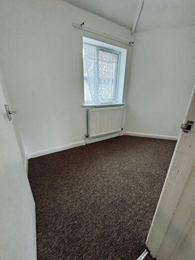 4 Bedroom Terraced House To Rent In Heathway, Dagenham, RM10