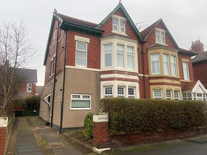2 Bedroom Flat To Rent In Heaton Road, Heaton, Newcastle Upon Tyne, NE6