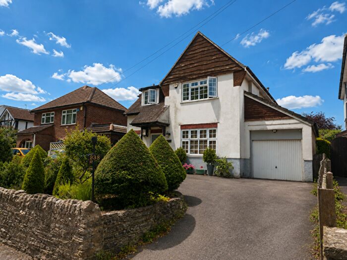 3 Bedroom Detached House For Sale In Iford, Bournemouth, BH7