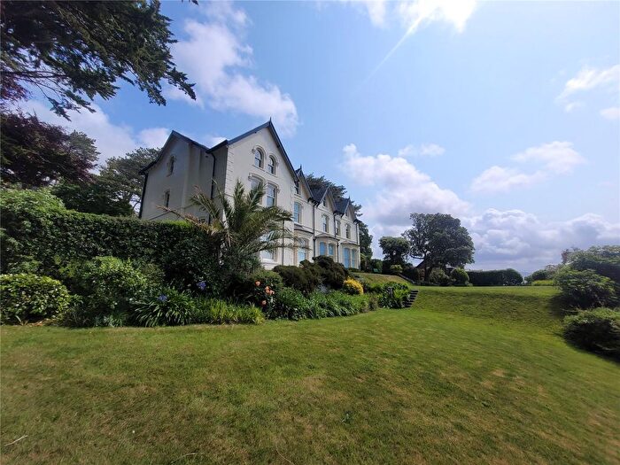 2 Bedroom Flat For Sale In Aberdyfi, Gwynedd, LL35