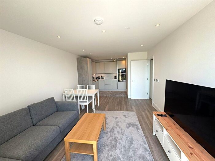 2 Bedroom Flat To Rent In Sanday Drive, London, NW9