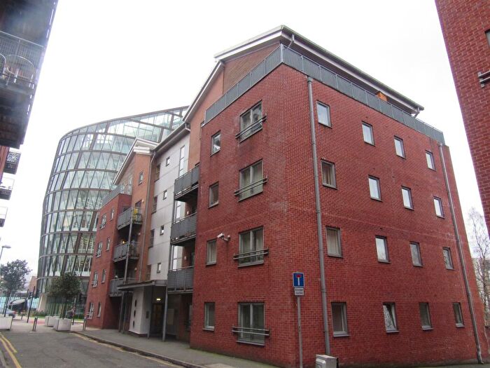 2 Bedroom Apartment To Rent In Meadow View, Northern Quarter, M4