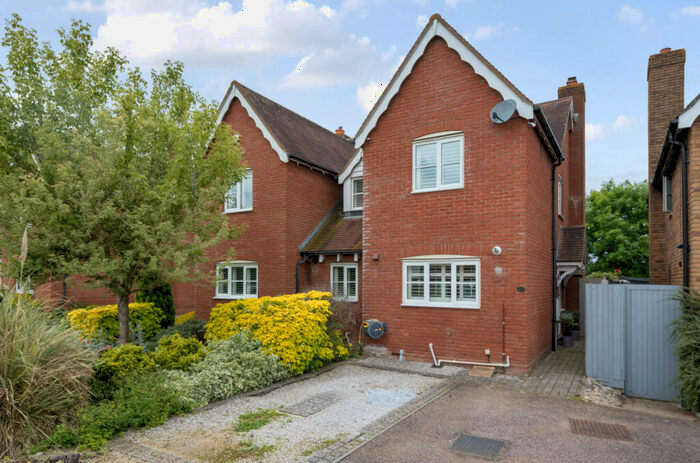 4 Bedroom Semi-Detached House For Sale In Forest Drive, Fyfield, Ongar, Essex, CM5