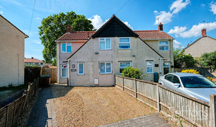 3 Bedroom Semi-Detached House For Sale In Wormersley Road, Norwich, NR1