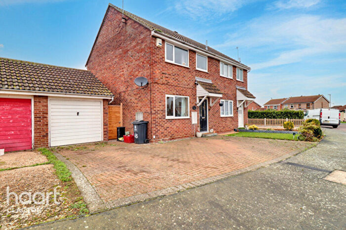 3 Bedroom Semi Detached House For Sale In Merstham Drive, Clacton-On-Sea, CO16