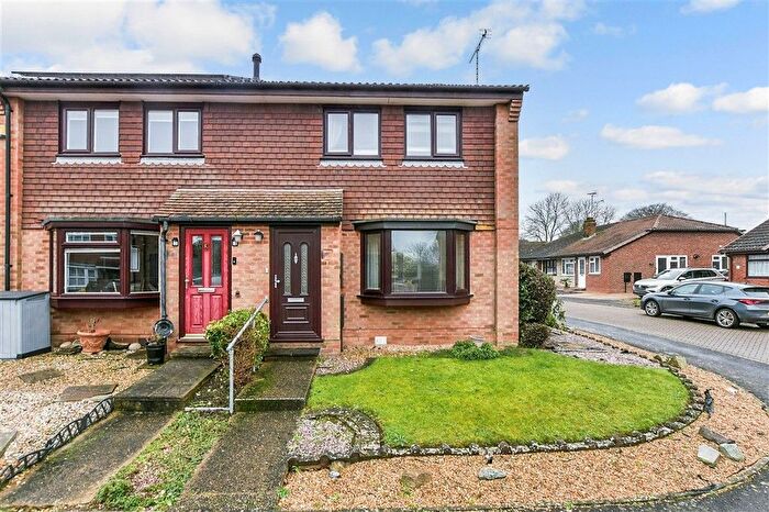 2 Bedroom Semi Detached House For Sale In Barrington Crescent, Birchington, Kent, CT7