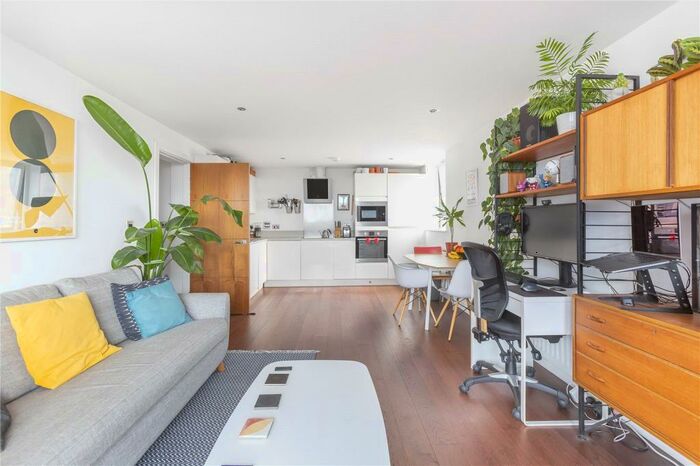 2 Bedroom Apartment To Rent In Rainhill Way, London, E3