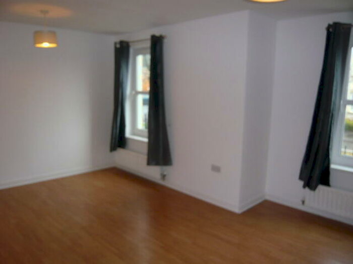2 Bedroom Flat To Rent In Burnbrae Road, Bonnyrigg, Midlothian, EH19