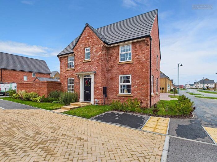 4 Bedroom Detached House For Sale In Perranporth Drive, Hampton Beach, Peterborough, PE7