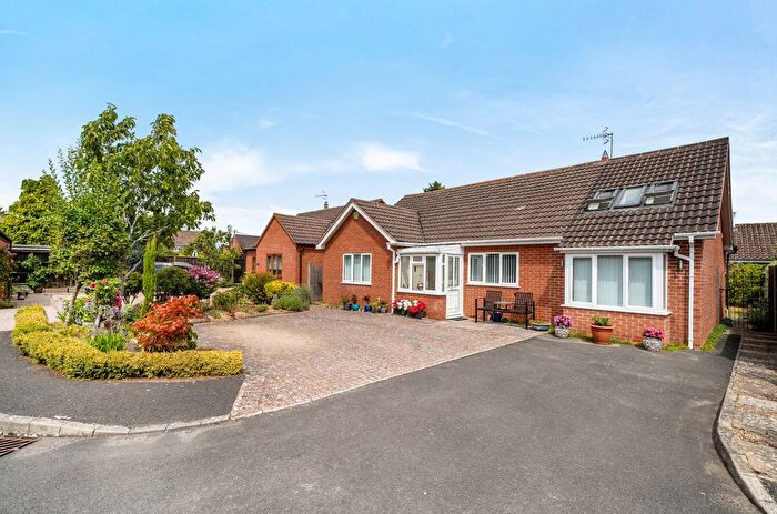 2 Bedroom Bungalow For Sale In Charles Orchard, Upton-Upon-Severn, Worcester, WR8