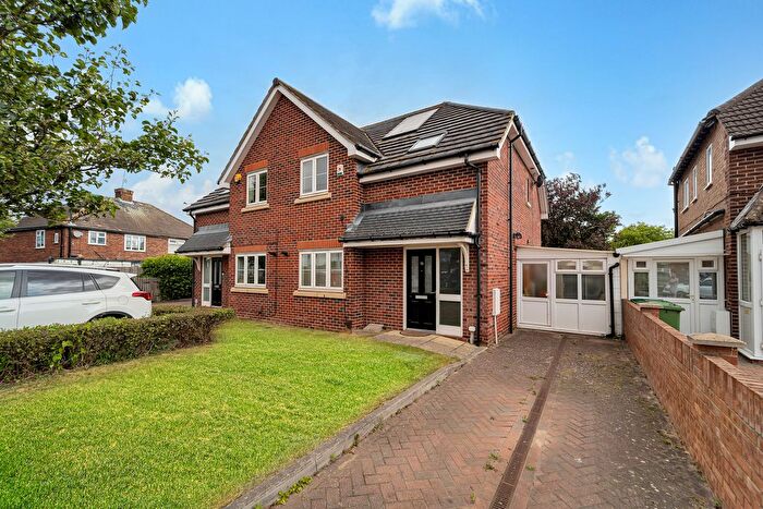 3 Bedroom Semi Detached House To Rent In Desford Way, Ashford, TW15