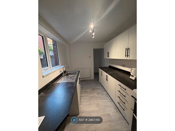 2 Bedroom Flat To Rent In Marshall Wallis Road, South Shields, NE33