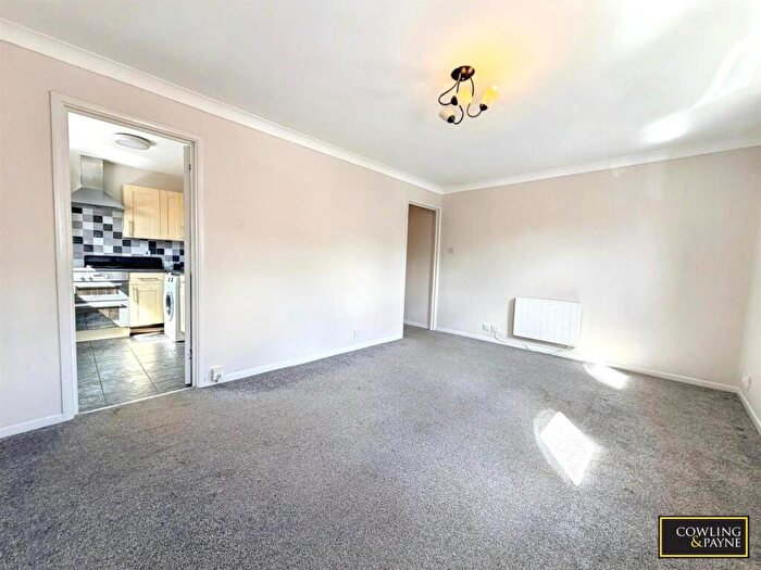 2 Bedroom Apartment For Sale In Gresham Court, Gresham Road, Brentwood, CM14