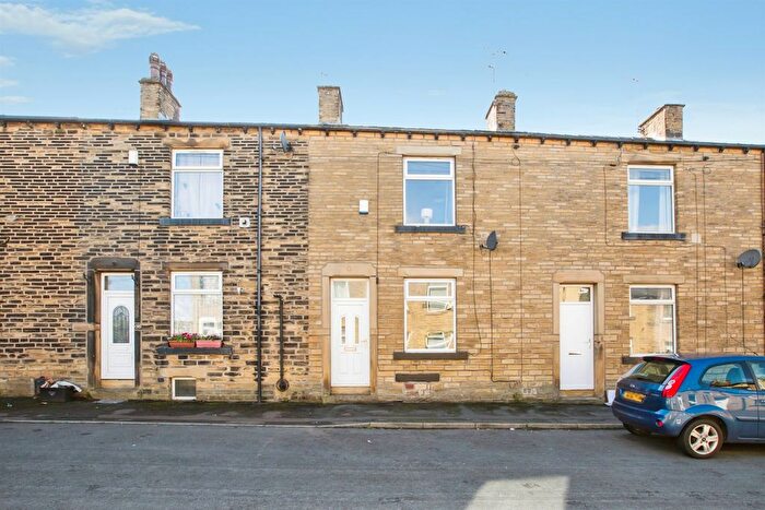 2 Bedroom Terraced House For Sale In Ruskin Terrace, Halifax, HX3