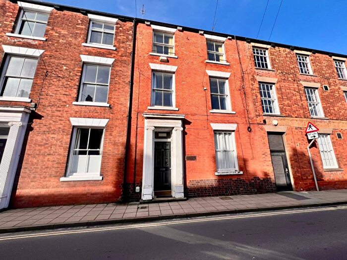 2 Bedroom Flat To Rent In Railway Street, Beverley, East Riding Of Yorkshi, HU17