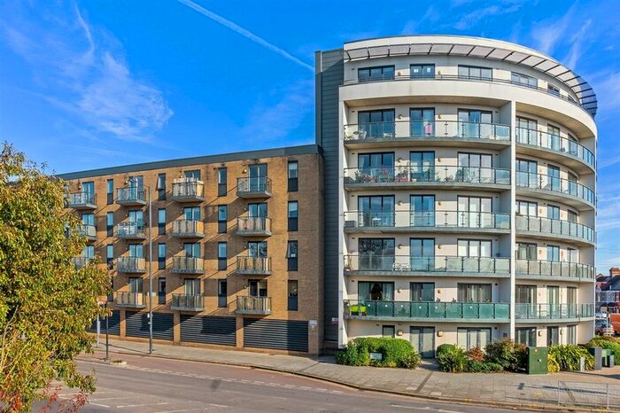 1 Bedroom Flat To Rent In Durnsford Road, London SW19