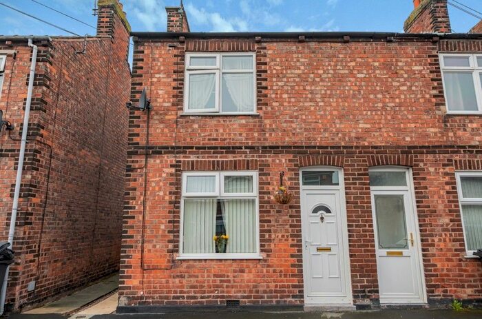 3 Bedroom Semi-Detached House For Sale In St. Davids Terrace, Saltney Ferry, Chester, CH4