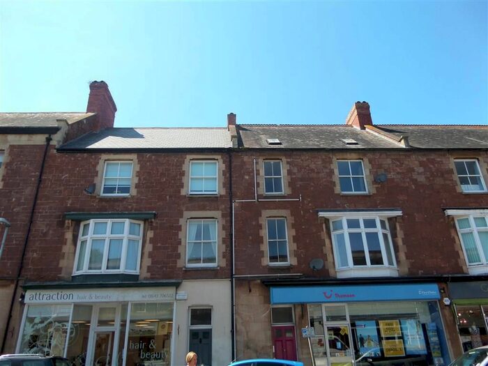 1 Bedroom Flat To Rent In Blenheim Road, Minehead, TA24