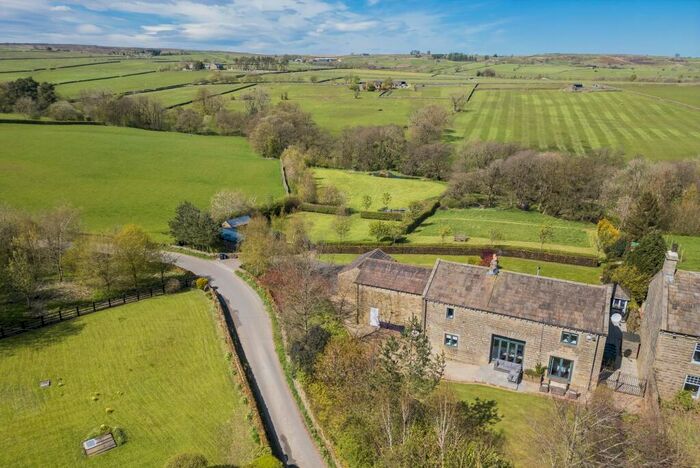 5 Bedroom Detached House For Sale In Padside, Harrogate, HG3