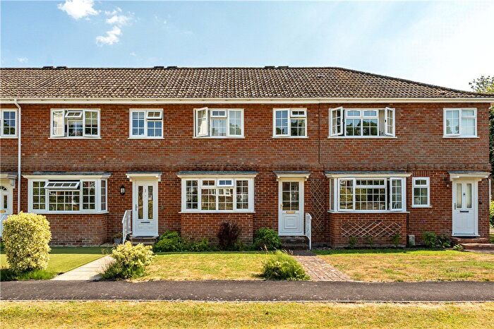 3 Bedroom Terraced House For Sale In Rivermead Close, Romsey, Hampshire, SO51