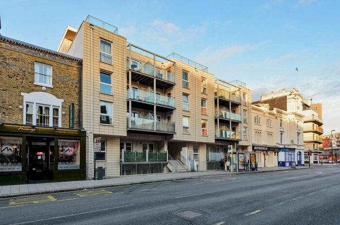 1 Bedroom Flat To Rent In Canute Road, Southampton SO14