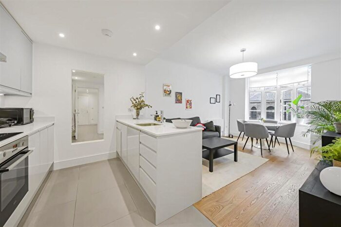 2 Bedroom Flat To Rent In Grove End Gardens, Grove End Road, London, NW8