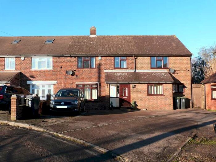 5 Bedroom Semi-Detached House To Rent In Thaxted Way, Waltham Abbey, Essex, EN9