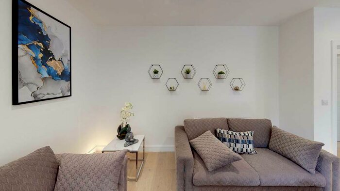 1 Bedroom Apartment To Rent In Askwith Road, Rainham, Havering, London, RM13