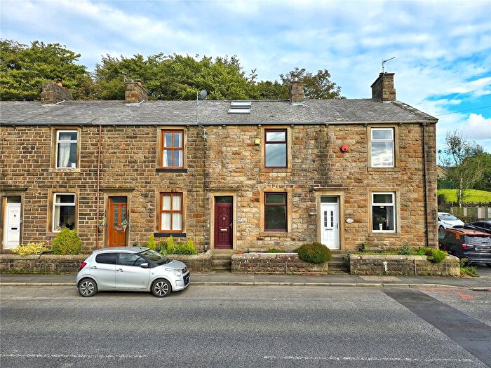 3 Bedroom Terraced House For Sale In Burnley Road, Loveclough, Rossendale, BB4