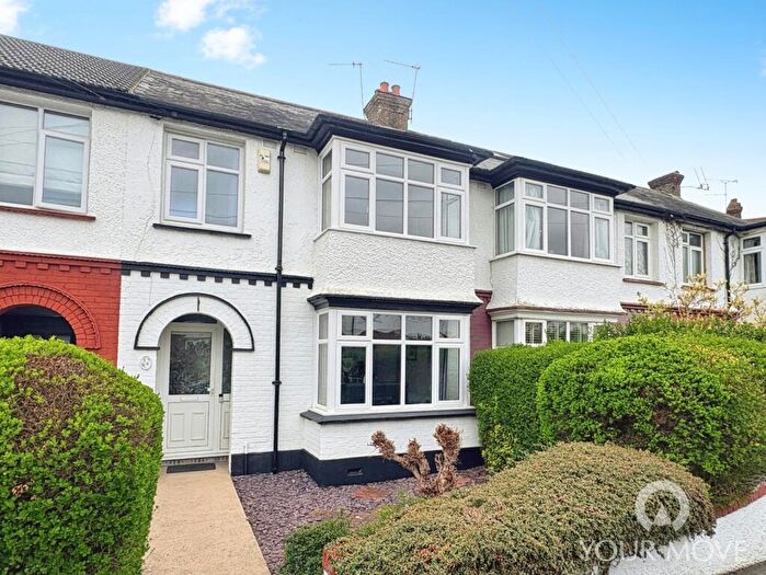 3 Bedroom Terraced House For Sale In Hollybush Road, Gravesend, Kent, DA12