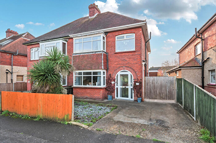 3 Bedroom Semi Detached House For Sale In Bury Close, Gosport, Hampshire, PO12