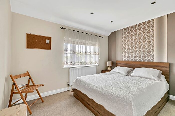 3 Bedroom Terraced House For Sale In Horton Road, Colnbrook, Slough, SL3