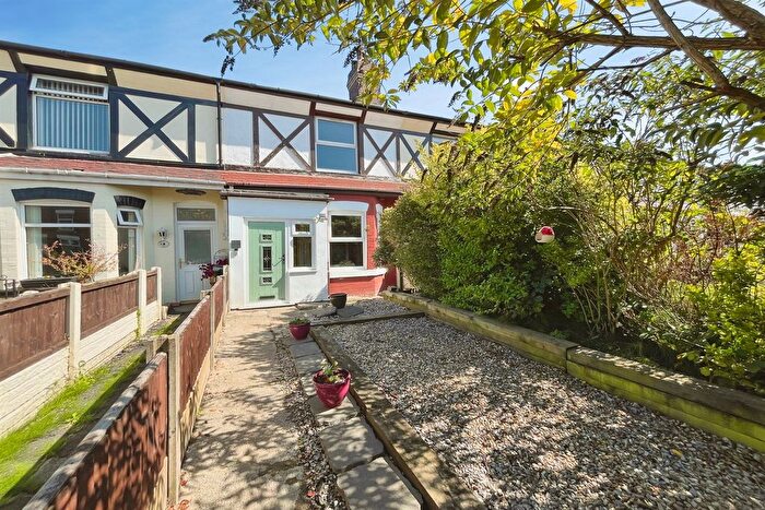 2 Bedroom Terraced House For Sale In Wigan Road, WN4