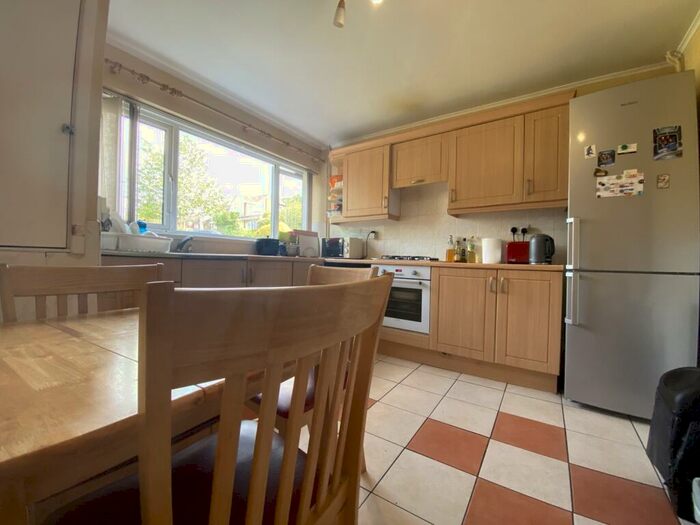3 Bedroom House To Rent In Torrens Drive, Lakeside, CF23